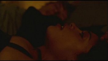 Rosario Dawson f. sex scene in Descent