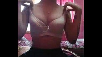 Mallu girl Showing hot sexy boobs to friends . Indian.. Girlfriend