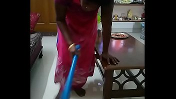 desi indian maid boobs show