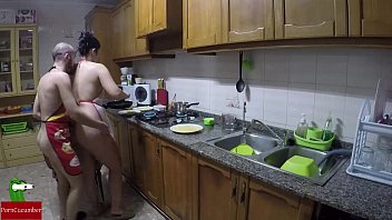 Cooking naked and eating pussy