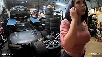 Roadside - Big Tits Nina Lopez Fucks Her Mechanic